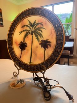 Palm Tree Lighted Decorative Plate with Stand