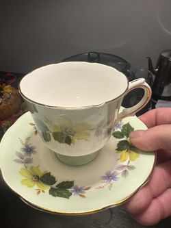 Vintage Duchess Bone China Teacup & Saucer - England (1950-60s)