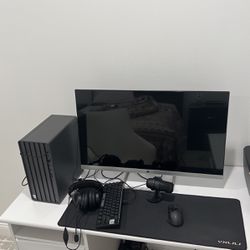 HP Office Pc with an HP monitor and a speaker. *Read Description*