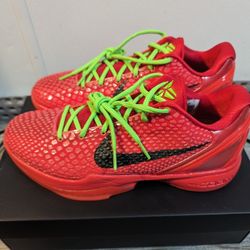 Kobe 6 Reverse Grinches Size 10 