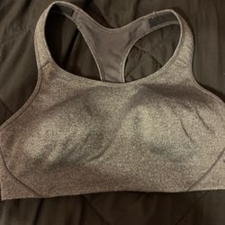 Avía Large Sporting Bra