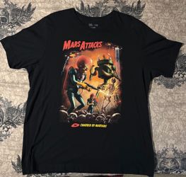 Mars Attacks T Shirt (size 2X)