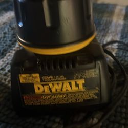 Genuine Dewalt DW9116 7.2V- 18V 1 Hour Charger battery