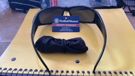 Smith and Wesson glasses