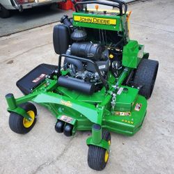 John Deere 648R