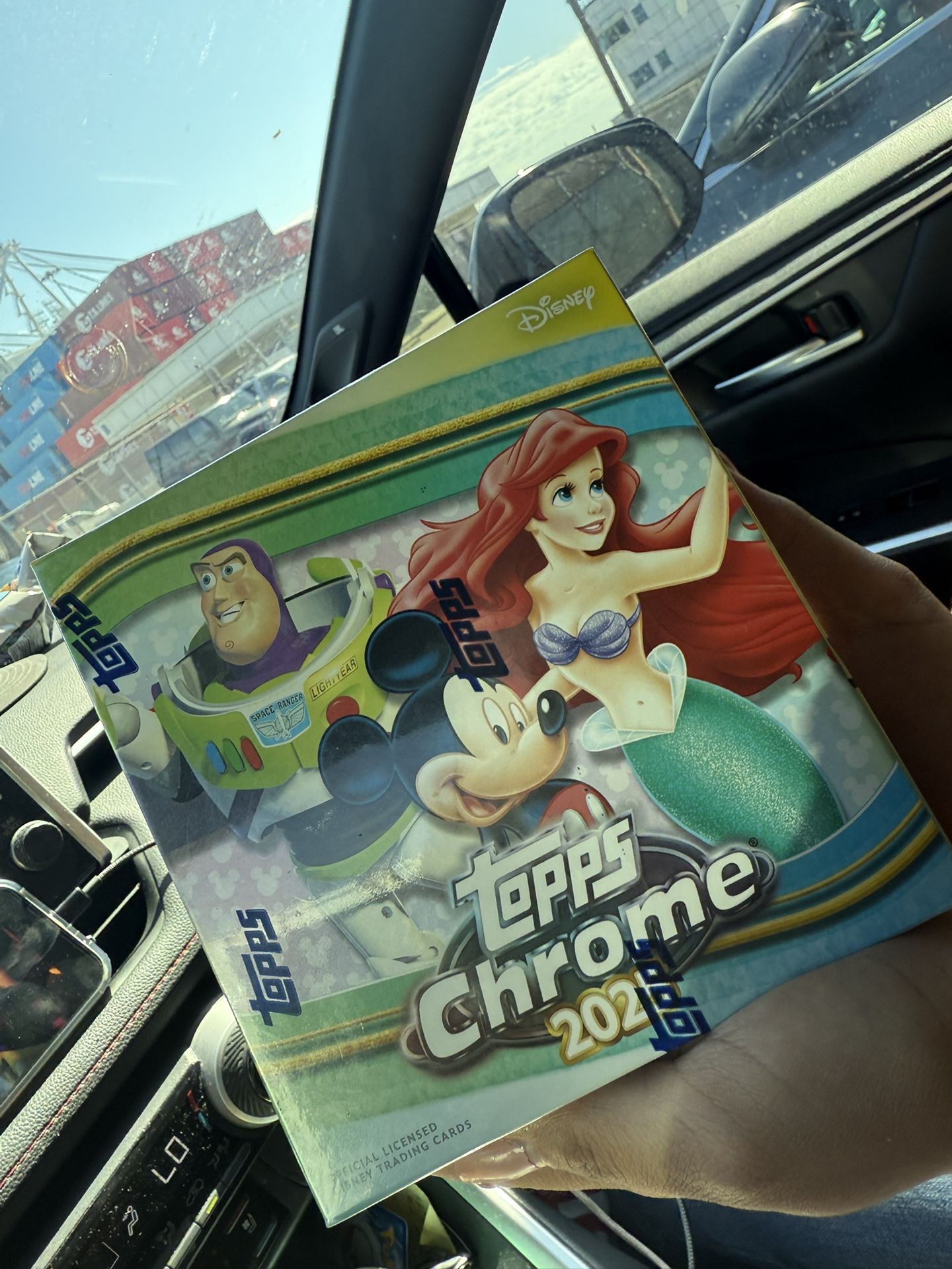 2025 Topps Disney Chrome Mega Box