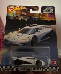 Hotwheels premium