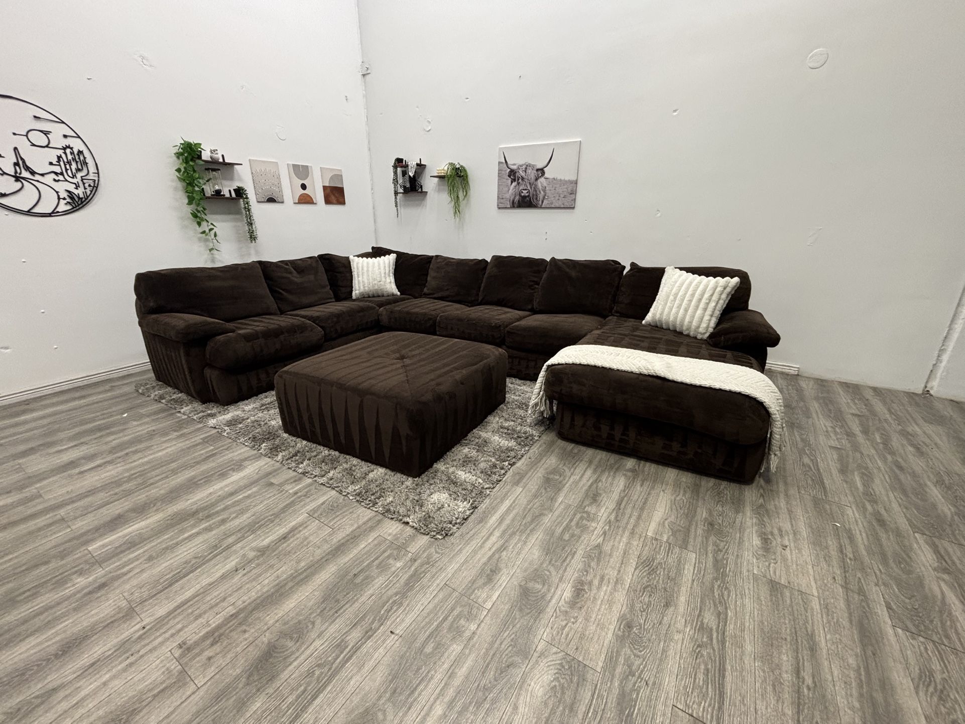Brown Sectional Couch - Free Delivery 