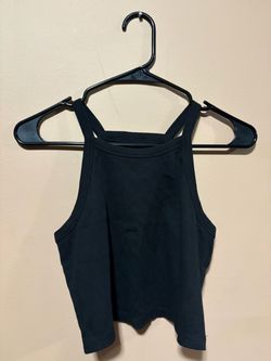 Black crop top tank top