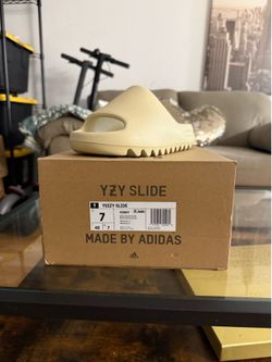 Yeezy Slide Bone