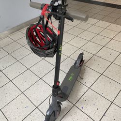 Electric scooter S1 (Brand New) (Read Description) 