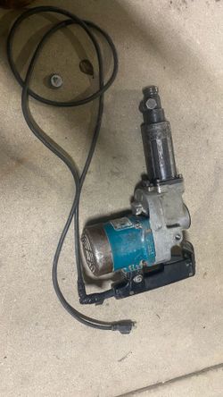 Used makita shiping gun