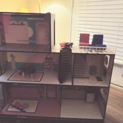 Really Cool Doll House