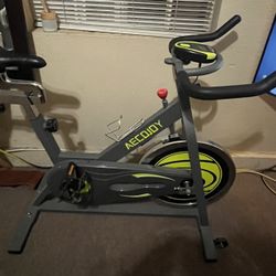 Stationary bike ***Excellent Condition 