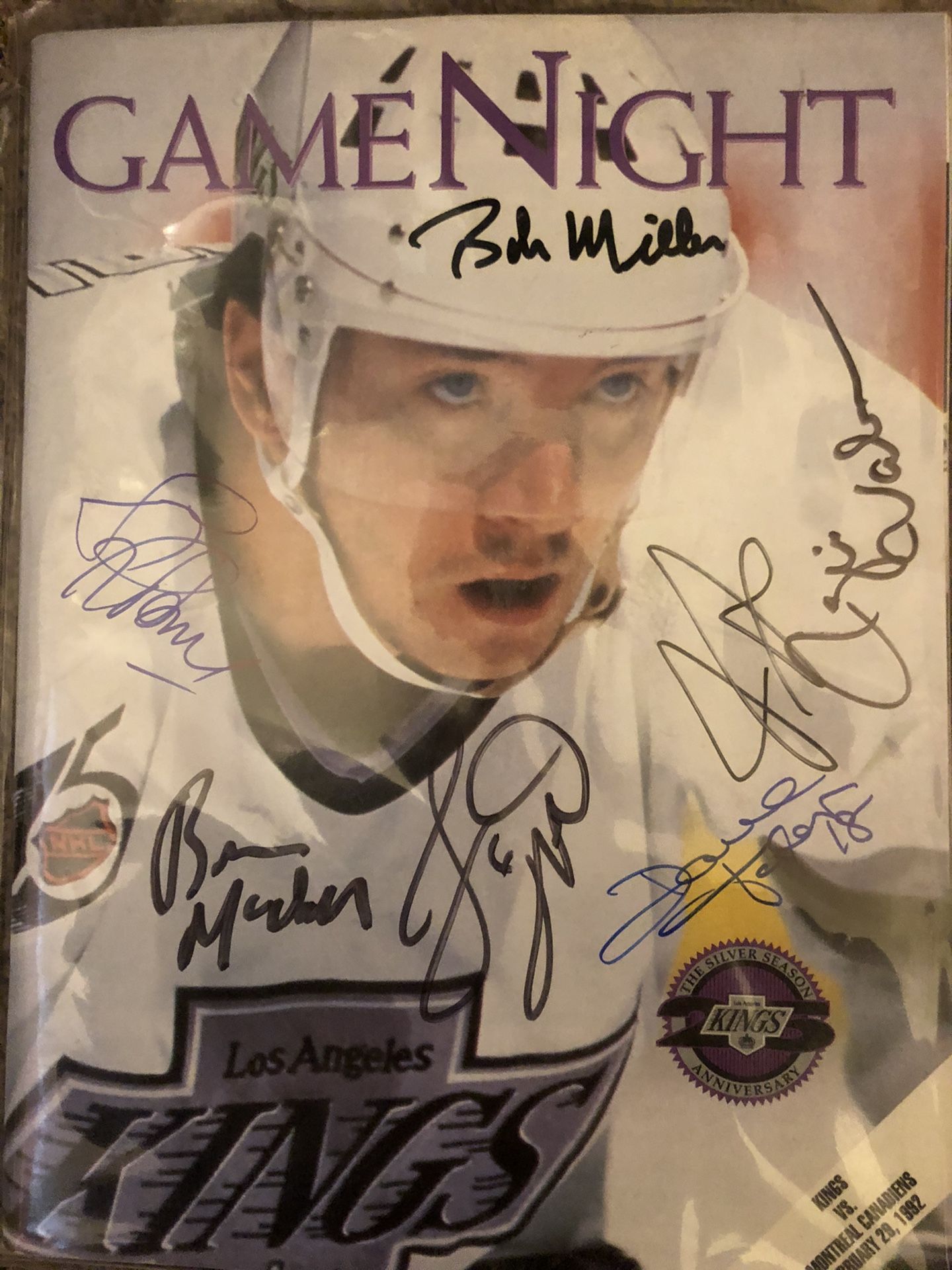 LA Kings Game Night Program from February 29th 1992 signed by 6 players (Dave Taylor n Jari Kurri) n LA Kings announcer Bob Miller all signed after t