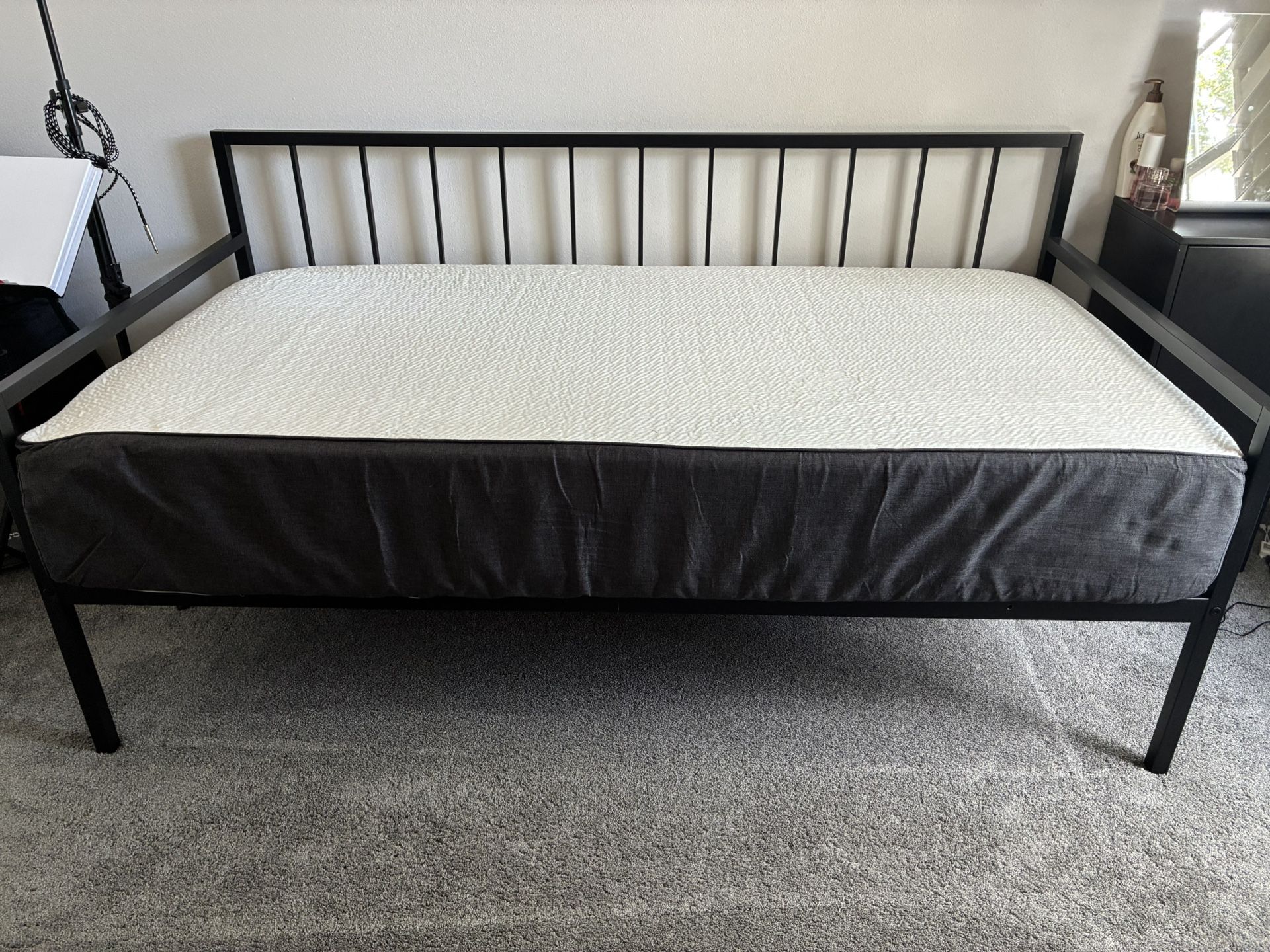 Cool Gel 10 Inch Twin Size Mattress Memory Foam Medium Firm