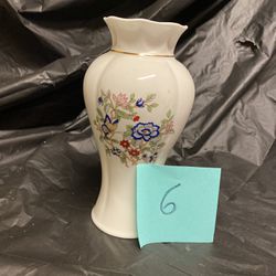 Royal Tara Vase made in galway