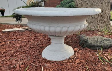 Vintage Architectural Wide Oval Mouth Cast Concrete Garden Urn Planter!
