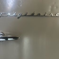 Fridgidare Retro Mini Fridge 