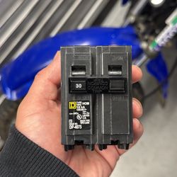 Square D 30A HOM Homeline Circuit Breaker