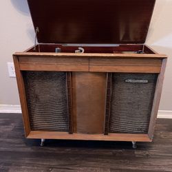 Mid Century Modern Record Player 