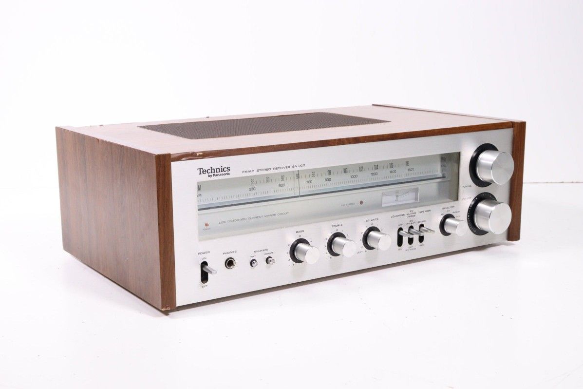 Technics SA-200 Vintage FM AM Stereo Receiver