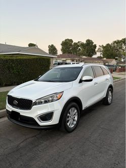 2017 Kia Sorento LX