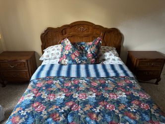 Full size bed and nightstands