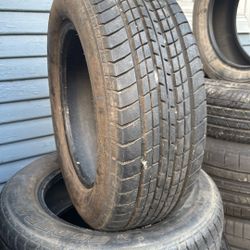 Vendo 2 Llantas Medida 205-60-15 Muy Buenas Condiciones 