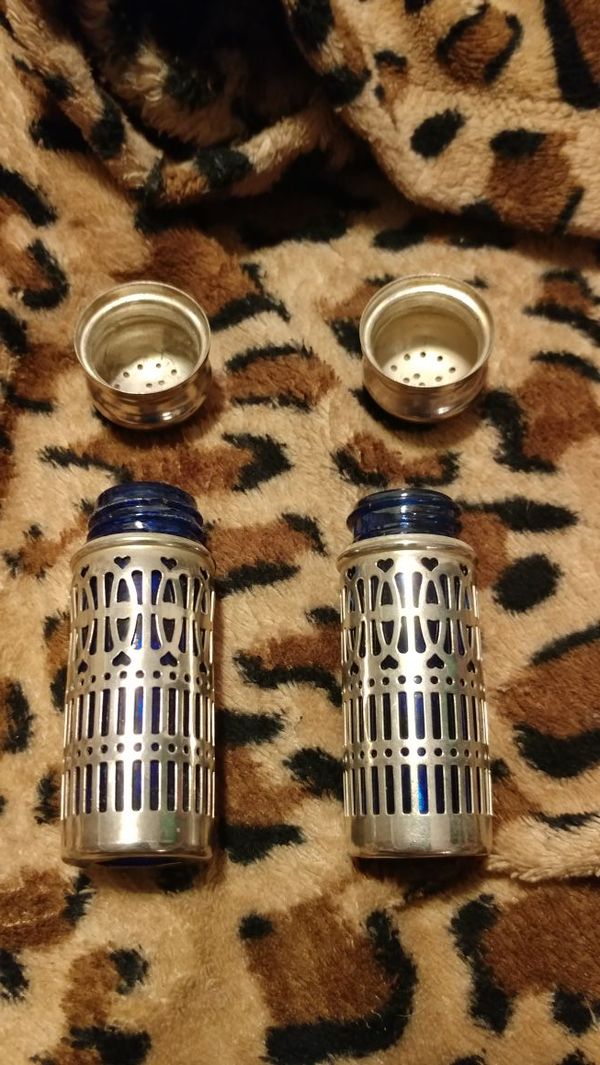 Vintage Godinger Silver Filigree Cobalt Blue Glass Salt Pepper Vintage Godinger Silver Filigree Cobalt Blue Glass Salt Pepper Shakers Cell Phones In M Or Offerup