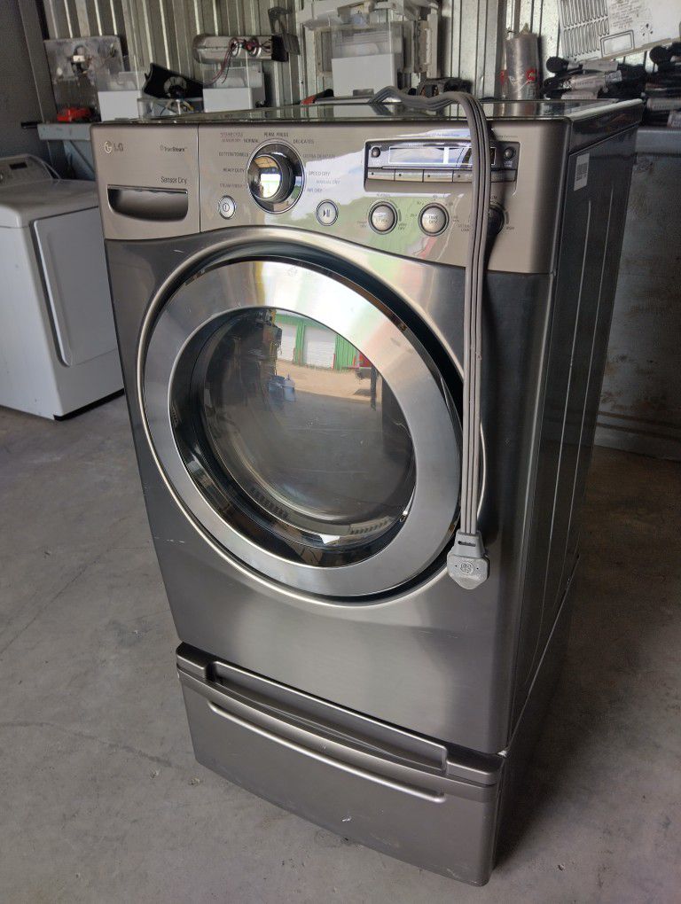 LG - Dryer - With Bottom Drawer! - Clean Working!