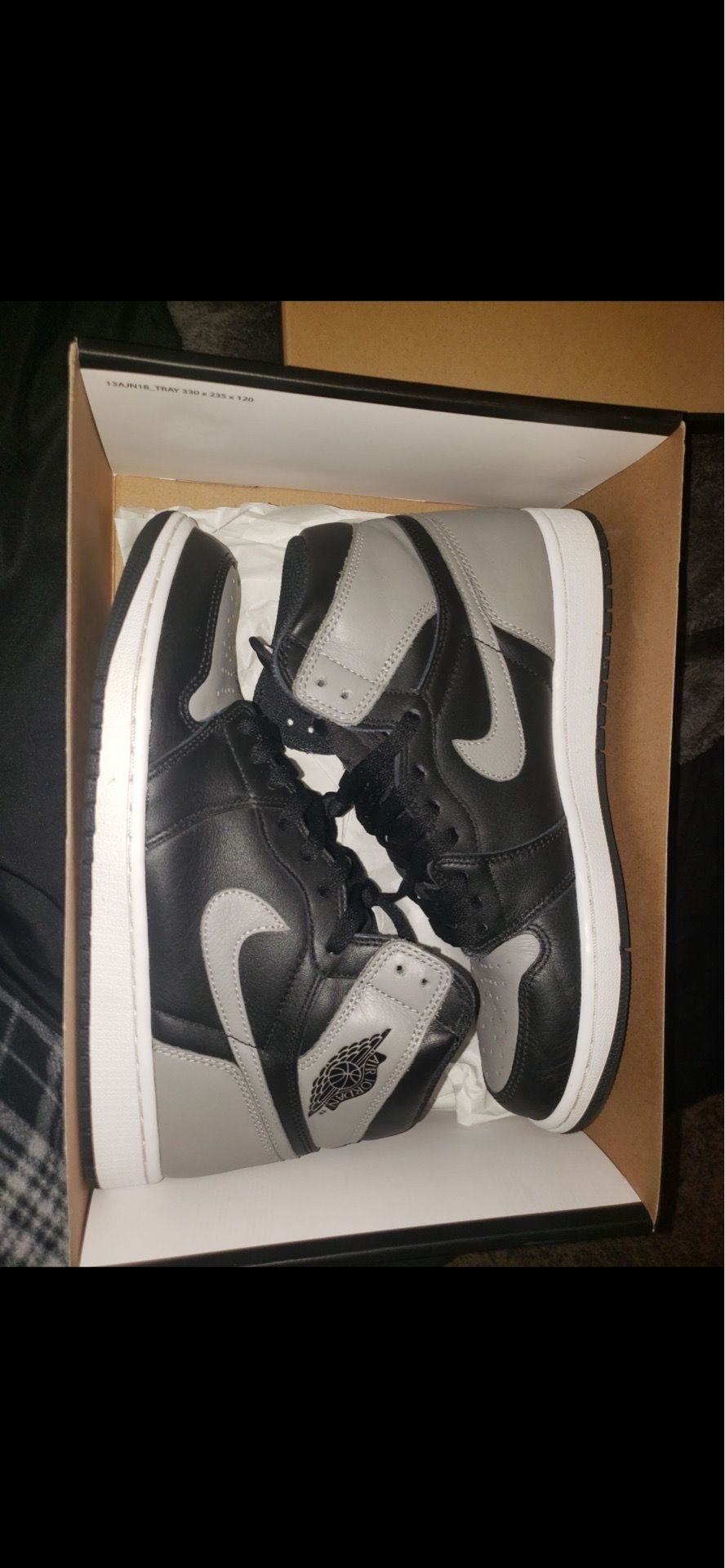 Retro Jordan 1 (Shadow)