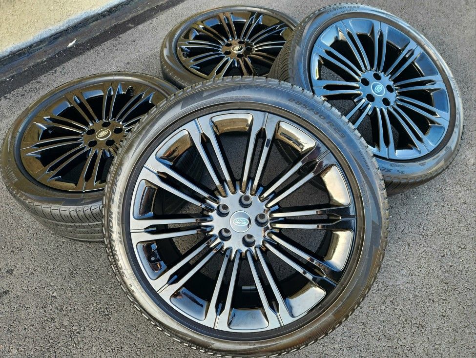 23" Range Rover OEM Gloss Black Wheels And Tires 