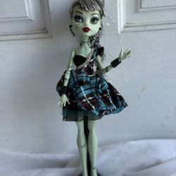 Monster High Doll ( Frankie Stein Sweet 1600) 