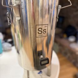 Ss Brew tech 7 gal | Brew Bucket Classic. Fermenter
