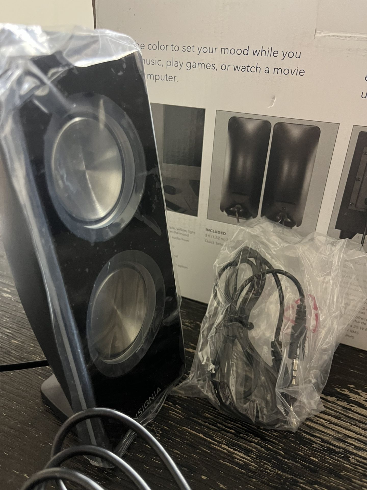 Insignia™ Bluetooth Lighted Speaker System (3 Piece) Black