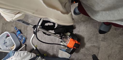 BC520 Gas Brush Cutter / String Trimmer