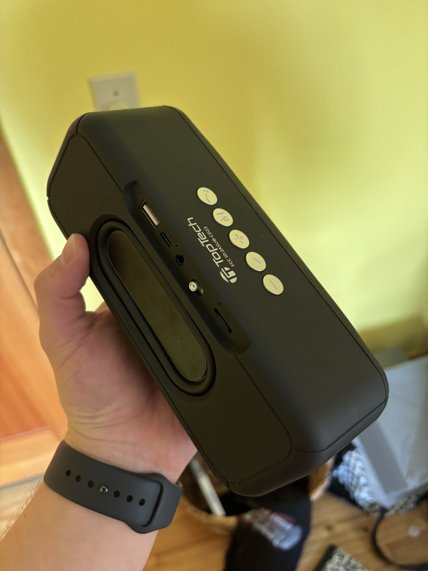 Top tech Bluetooth Speaker