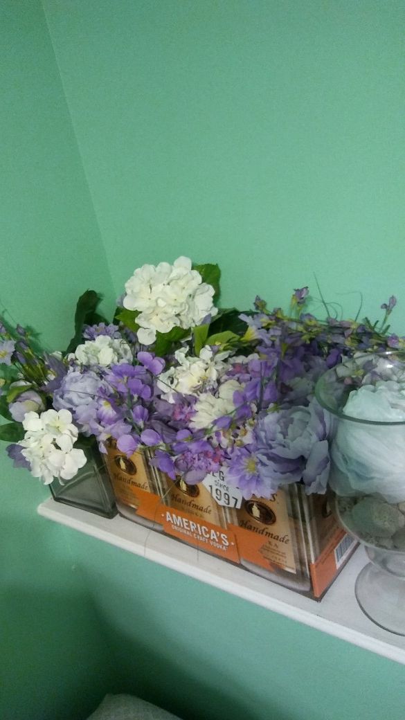 Assortment of purple and white flowers.