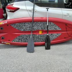 New Paddle Board 3 Paddles Only Used Once Bought It For My Daughter An