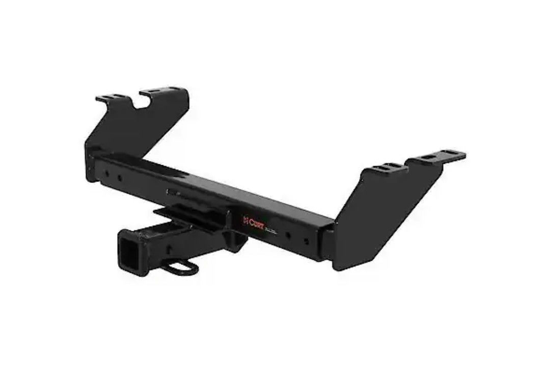 CURT Class 3 trailer hitch with a 5,000 lbs.