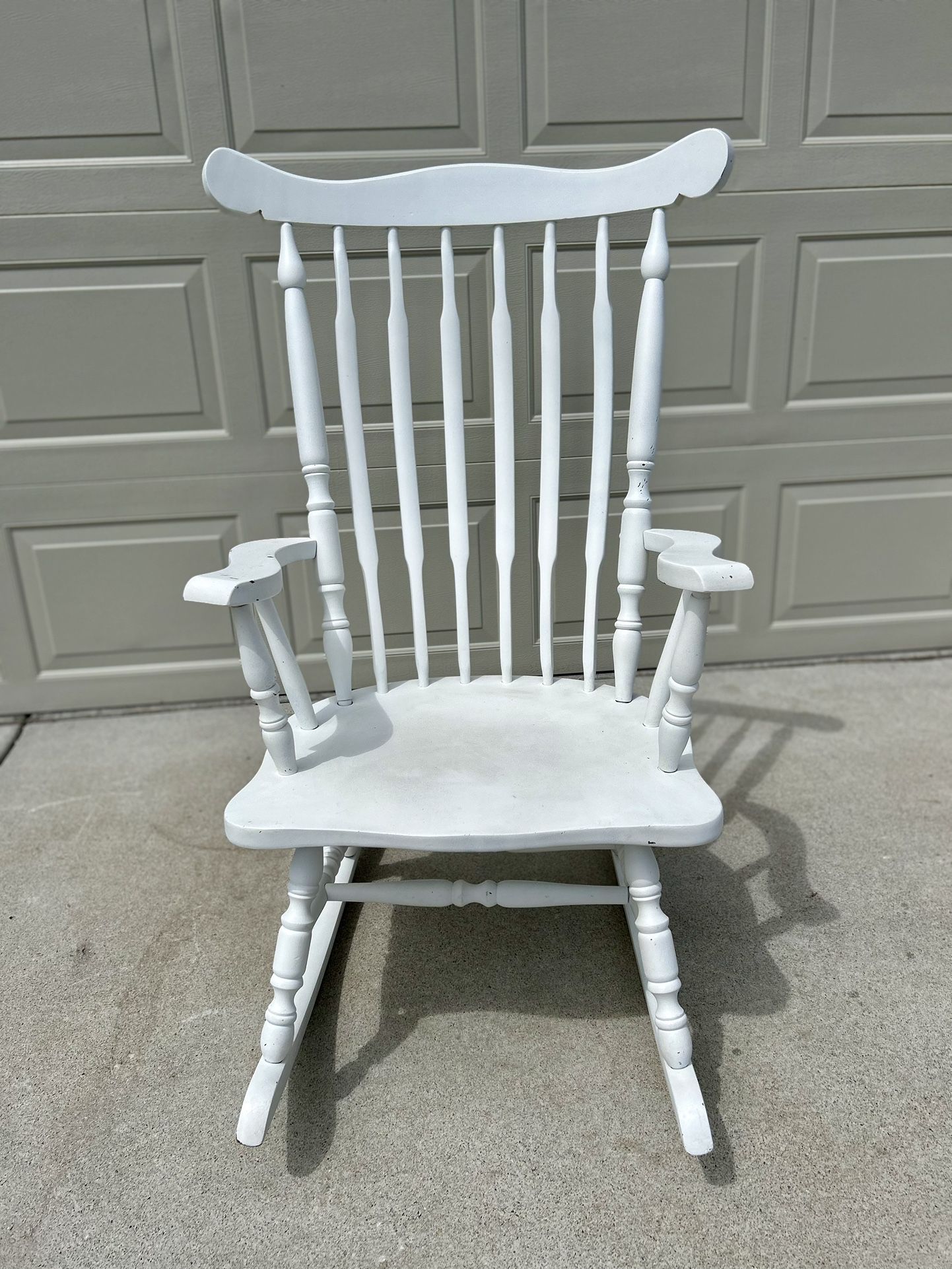 Solid Wood White Rocking Chair
