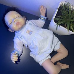 2006 A.D.G Chyle Life Like Baby Toddler Vinyl Silicone Reborn Doll READ PLEASE