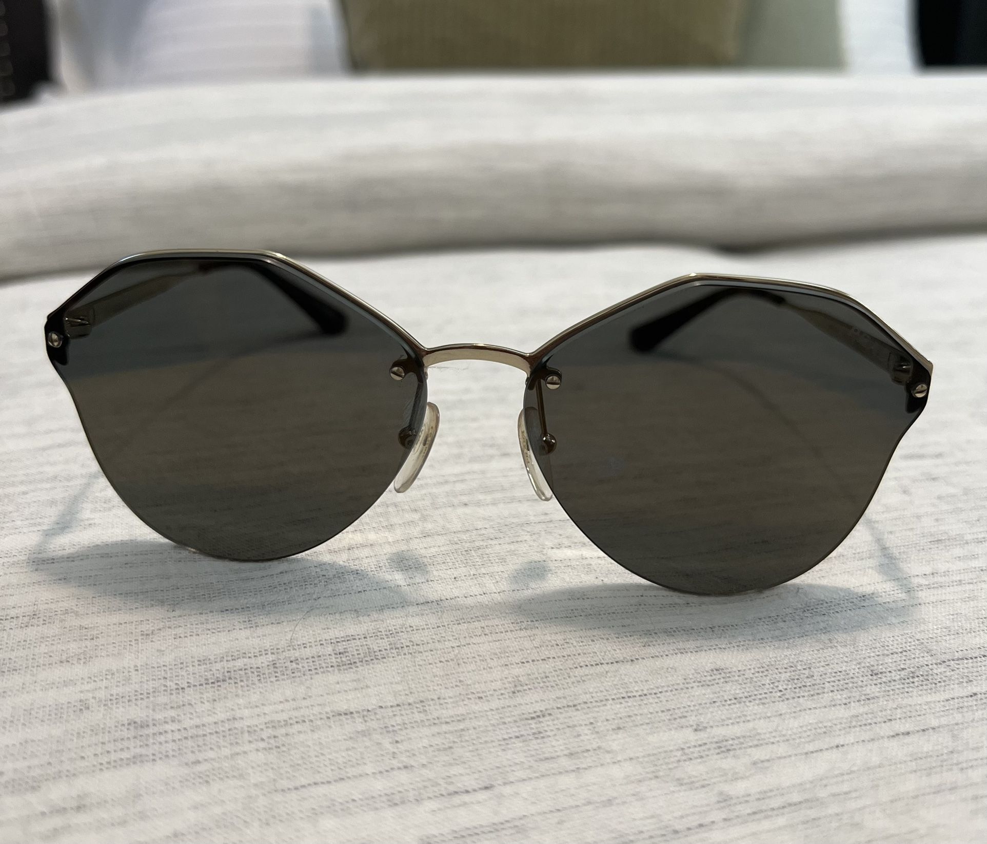 Prada SPR 64T