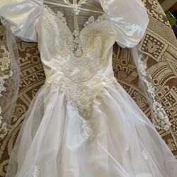 Vintage Wedding Dress With Veil Sz6