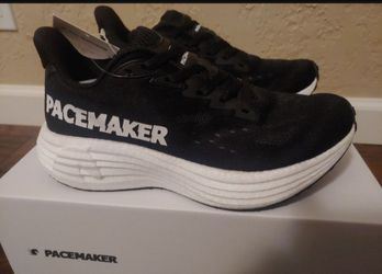 Pacemaker Speed Running Shoes Men's 8 Carbon fiber