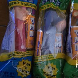 4 Winnie The Pooh Pez Dispensers 