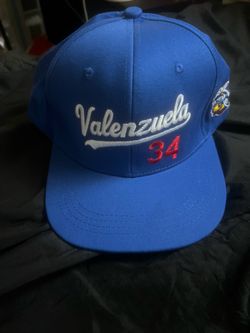 Valenzuela hat tower buzzers