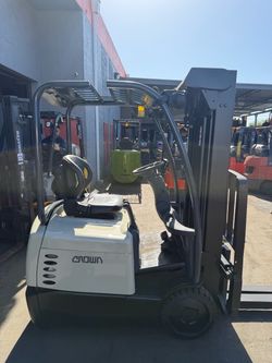 Crown Electric Sit-Down Forklift