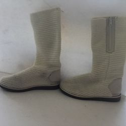 Boots In White Knit Fabric. Size 7